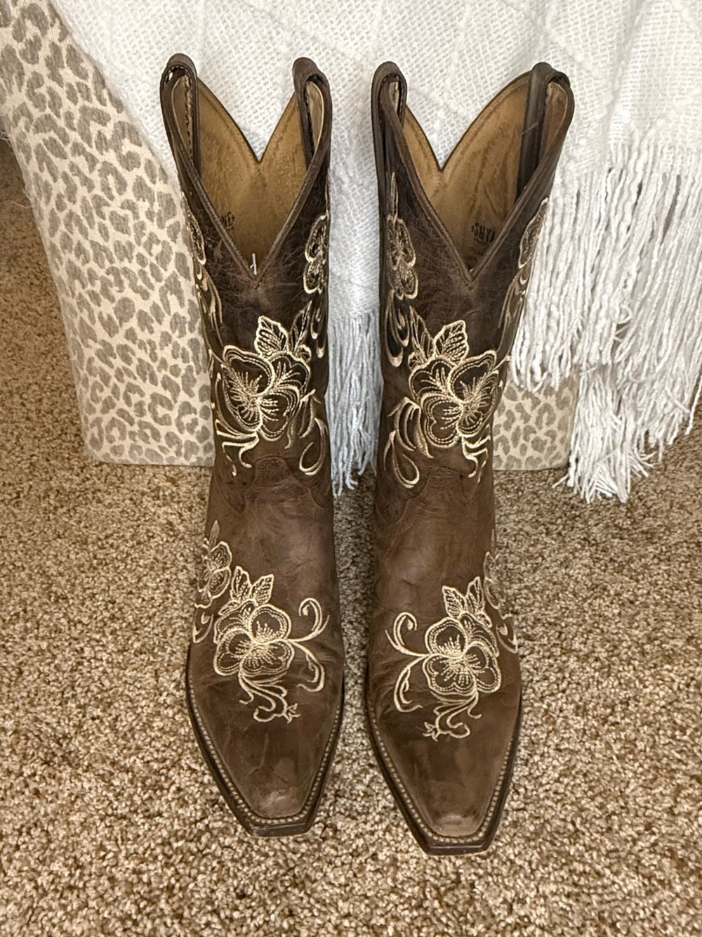 Shyanne Brown Floral Embroidered Western Cowboy Boots